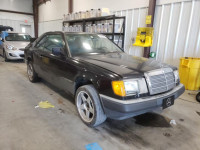 1988 MERCEDES-BENZ 300 CE WDBEA50D4JA758467