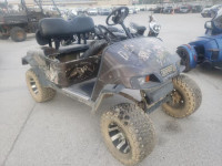 2005 GOLF CART 2240282