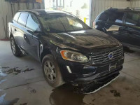 2016 VOLVO XC60 YV4612RM0G2867595