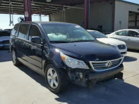 2010 VOLKSWAGEN ROUTAN 2V4RW3D15AR306103