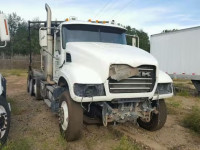 2006 MACK 700 1M2AG11C66M023908