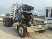 2003 Mack 700 1M2AG11C73M004196