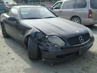 2000 MERCEDES-BENZ SLK WDBKK47F5YF168969