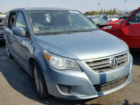 2010 VOLKSWAGEN ROUTAN 2V4RW3D13AR333509