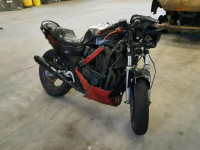 1994 SUZUKI GSX600 JS1GN72A4R2103285