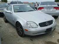 2000 MERCEDES-BENZ SLK WDBKK47FXYF158597