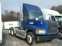 1999 MACK 600 1M1AA18Y7XW104364