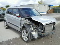 2010 KIA SOUL + KNDJT2A23A7042209