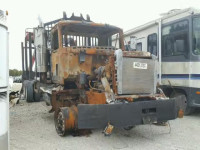 2001 MACK 700 1M2AD62CX1W011276