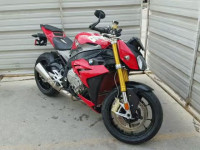 2016 BMW S 1000 WB10D1209GZ696545
