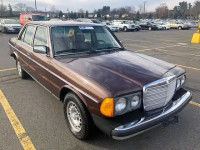 1984 MERCEDES-BENZ 300 DT WDBAB33A9EA012863