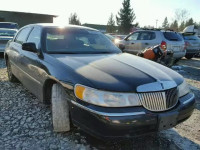 1999 Lincoln Town Car C 1LNHM83W1XY690757