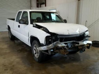 2005 GMC SIERRA C15 1GTEC19X05Z358950