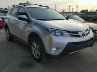 2015 TOYOTA RAV4 XLE JTMWFREV9FD069725