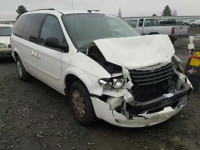2005 CHRYSLER Town and Country 2C4GP44R65R558684