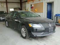 2015 VOLKSWAGEN PASSAT S 1VWAT7A3XFC060305