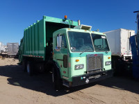 2002 PETERBILT 320 1NPZLD9XX2D714163