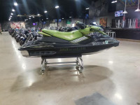 2004 SEAD JET SKI ZZN48563D404