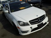 2015 MERCEDES-BENZ C250 WDDGJ4HB2FG369604