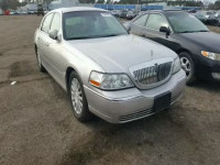 2003 LINCOLN TOWN CAR S 1LNHM82W53Y653559