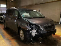 2015 TOYOTA SIENNA XLE 5TDYK3DC4FS623162