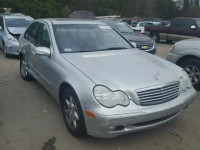 2004 MERCEDES-BENZ C240 WDBRF61J24E019172