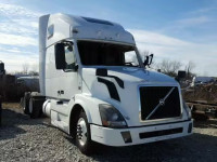 2013 VOLVO VNL 4V4NC9EH0DN140661