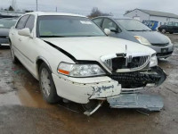 2003 LINCOLN TOWN CAR C 1LNHM83W43Y693453