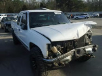 1999 CHEVROLET K1500 1GCEK19R9XR110204