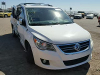 2010 VOLKSWAGEN ROUTAN SEL 2V4RW6DX1AR333370