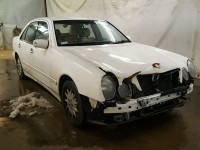 2002 MERCEDES-BENZ E 320 4MAT WDBJF82JX2X069889