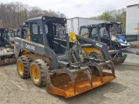 2011 JOHN DEERE SKIDSTEER 1T0320DAPBG210955