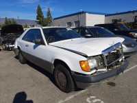 1988 MERCEDES-BENZ 300 CE WDBEA50D3JA725346