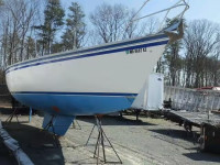 1985 Boat Marine Lot HUN40044J485