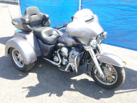 2016 HARLEY-DAVIDSON FLHTCUTG T 1HD1MAL1XGB861525