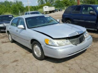 2002 LINCOLN TOWN CAR C 1LNHM83W22Y656190