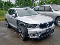 2019 VOLVO XC40 T5 YV4162XZ0K2006839