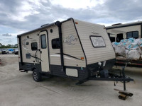 2017 WILDWOOD TRAILER 5ZT2CWFC4HJ114043