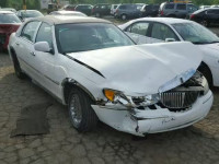 2002 LINCOLN TOWN CAR C 1LNHM83WX2Y621171