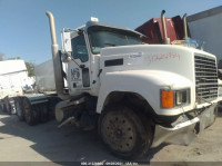 2015 MACK 600 CHU600 1M2AN07Y0FM018884