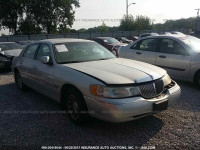 1999 Lincoln Town Car SIGNATURE 1LNHM82W2XY622548