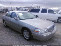 2003 Lincoln Town Car EXECUTIVE 1LNHM81W23Y662771