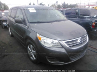 2010 Volkswagen Routan SE 2V4RW3D18AR424100