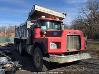 1998 MACK 600 RB600 1M2AM08C2WM004720