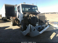 2000 FREIGHTLINER FL70 FL70 1FV6HFBA6YHF04150