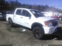 2015 NISSAN TITAN S/SV/SL/PRO-4X 1N6AA0EC8FN500095