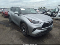 2021 TOYOTA HIGHLANDER XLE 5TDGZRBH1MS074011