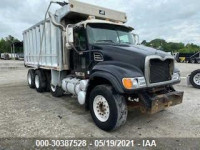 2006 MACK 700 CV700 1M2AG10C66M024820