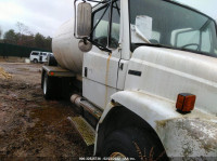 2001 FREIGHTLINER MEDIUM CONVENTIONAL FL70 1FVABTAK11HH95862