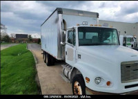 1998 FREIGHTLINER MEDIUM CONVENTIONAL FL112 1FVXTECB4WH987622